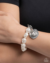 Load image into Gallery viewer, Coastal Cadenza - White