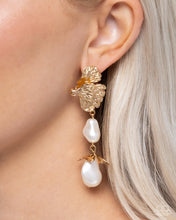 Load image into Gallery viewer, Profound Pearls - Gold
