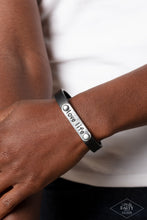 Load image into Gallery viewer, Love Life - Black
